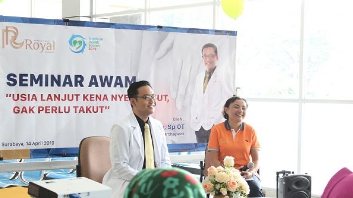 Nyeri Lutut pada Orang Tua, Gak Perlu Takut