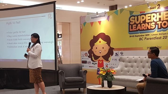 “Superheroes Learn to Fly” bersama RS Royal Surabaya
