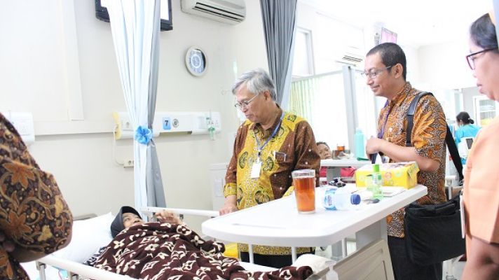 Kegiatan Visitasi Kenaikan Kelas Rumah Sakit RS Royal Surabaya