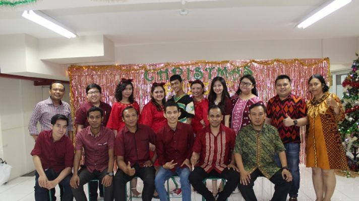 Kegiatan Natal Karyawan RS Royal Surabaya 