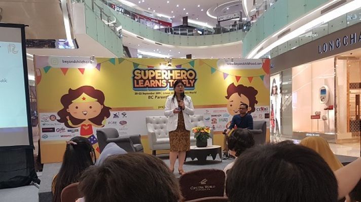 “Superheroes Learn to Fly” bersama RS Royal Surabaya
